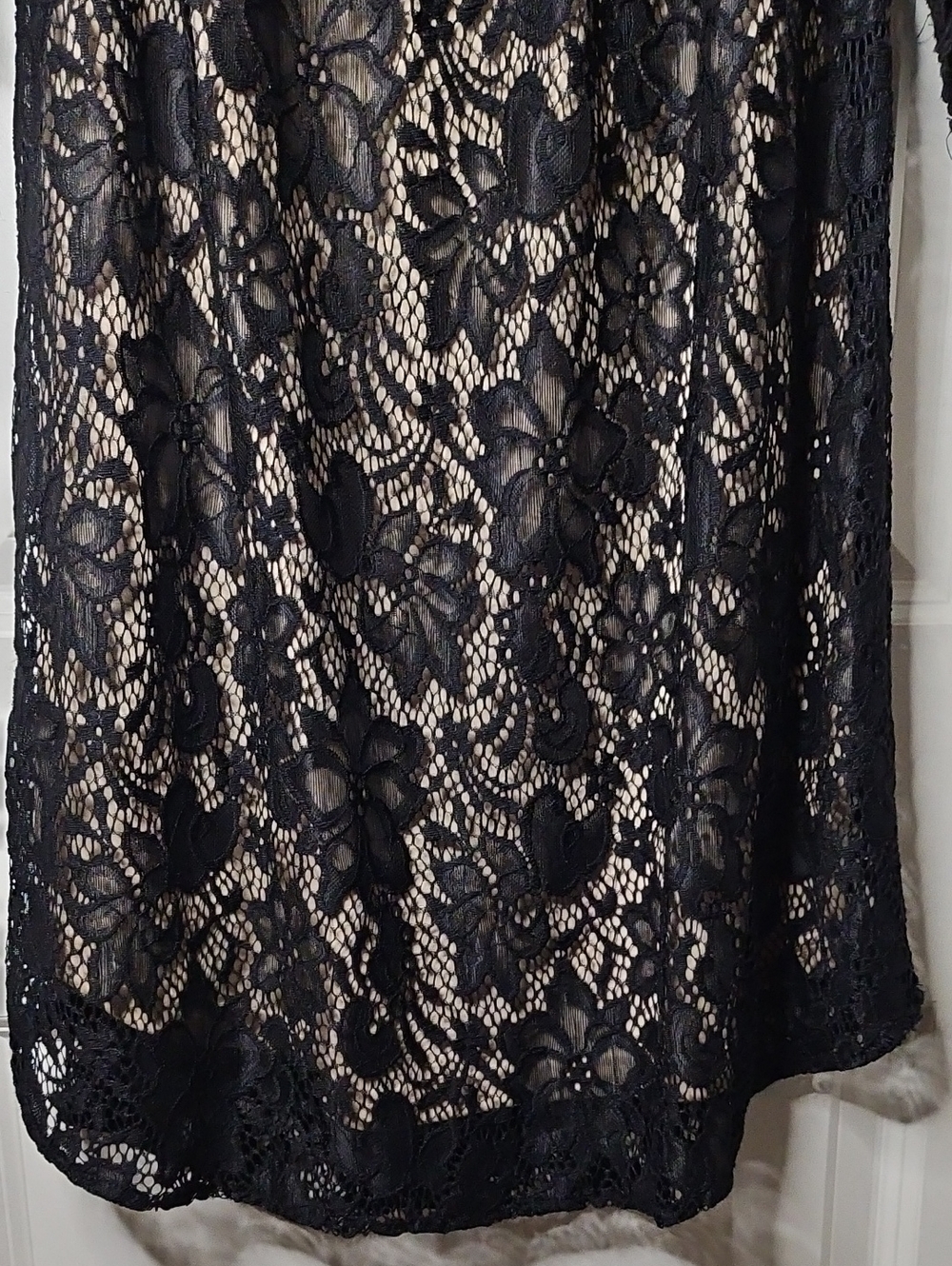 Umgee Dress Women's S Black Beige Floral Lace Bell Sleeves Boho Cocktail Indie - Picture 6 of 11